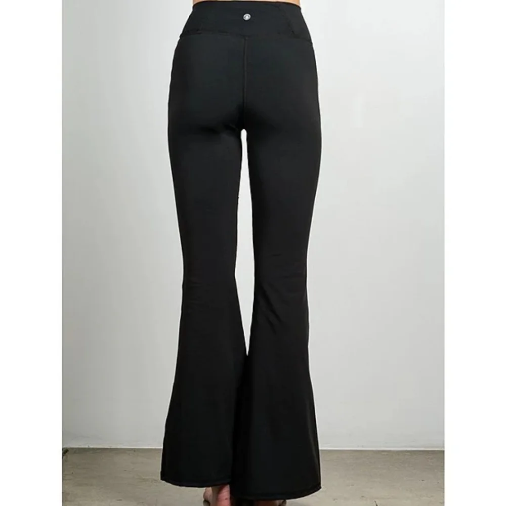 Jala Super Flare Legging - Picture 13 of 14